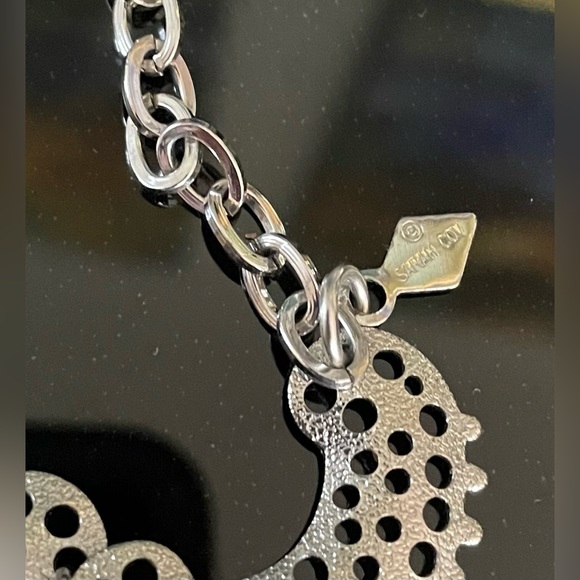 Vintage 1970s Sarah Coventry Charisma Silver Bib Necklace & Earrings Set Signed - Picture 5 of 10